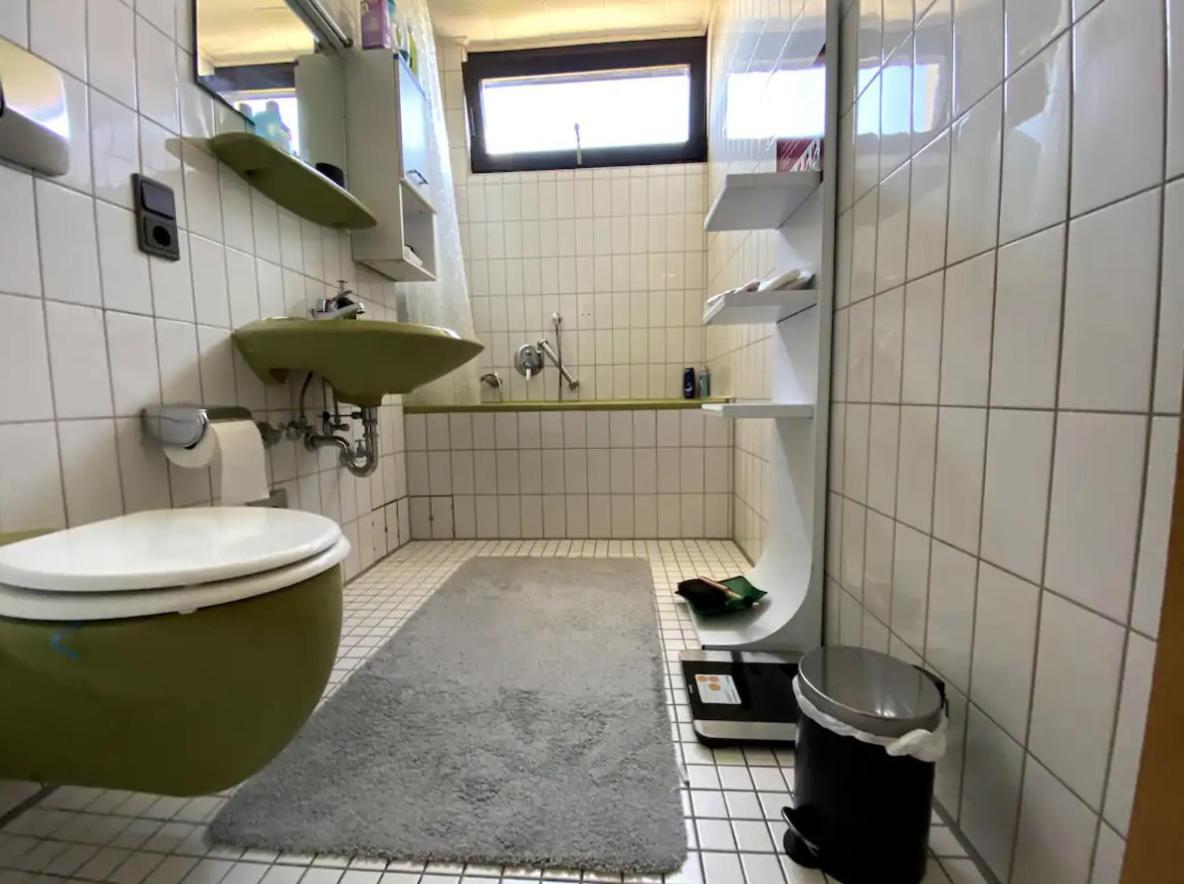 Budget Suite Mit Balkon - Privatzimmer In Wohnung - Netflix & Minibar Inklusive コブレンツ エクステリア 写真